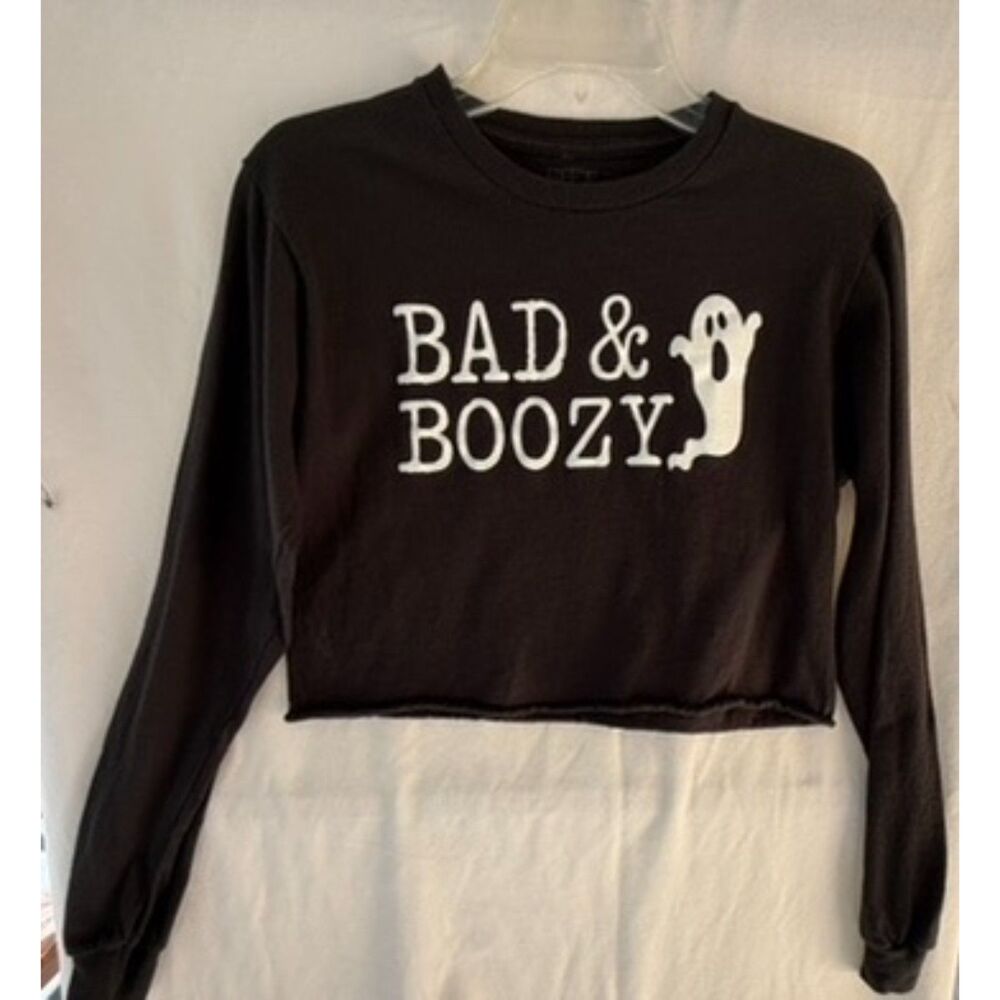 Freeze Spooky Ghost Bad and Boozy Raw Hem Crop Top Pullover Size Small